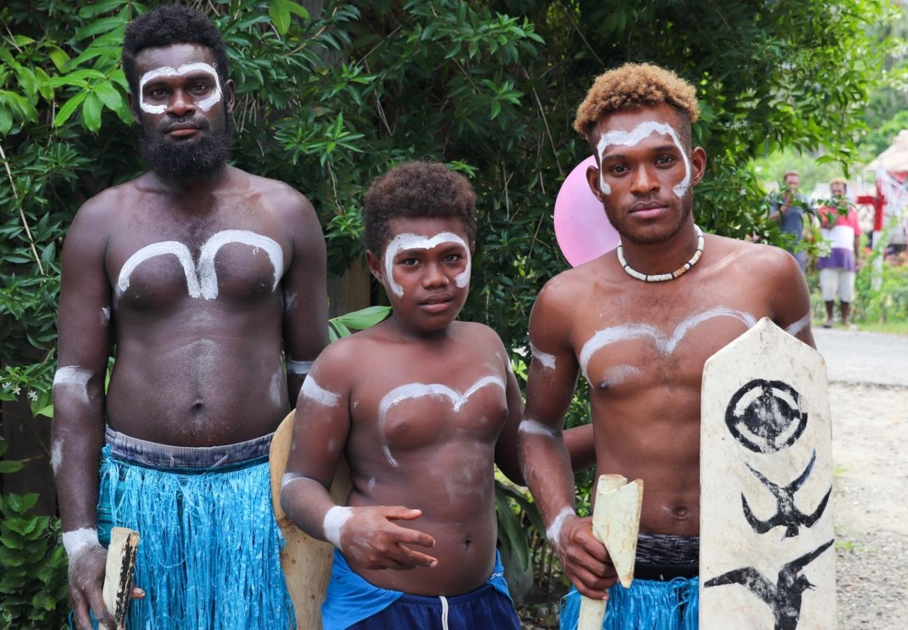 Young representatives of the Sahalu customary landholding group, Guadalcanal Province before chupu [celebration of the handover]; Photo credit: UNDP Solomon Islands. 