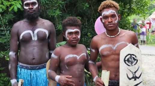 Young representatives of the Sahalu customary landholding group, Guadalcanal Province before chupu [celebration of the handover]; Photo credit: UNDP Solomon Islands. 